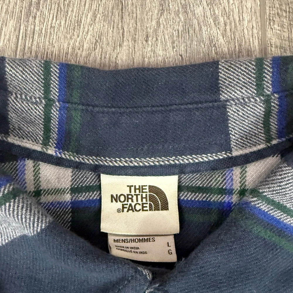 North Face Mens Navy Plaid Button‎ Down Top